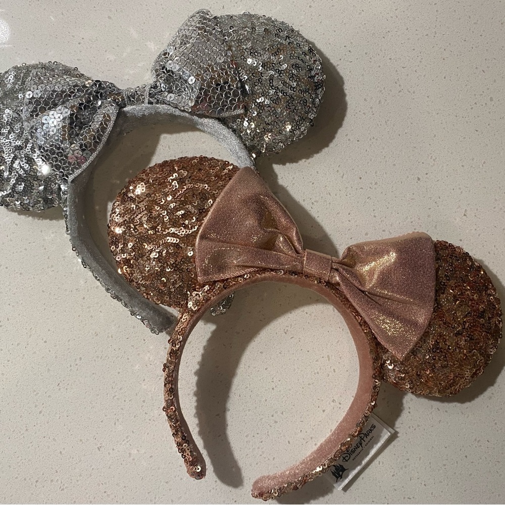 Disney ears NWOT price is for both.